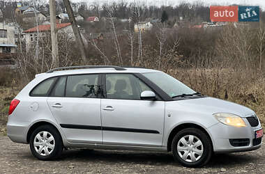Универсал Skoda Fabia 2009 в Тернополе