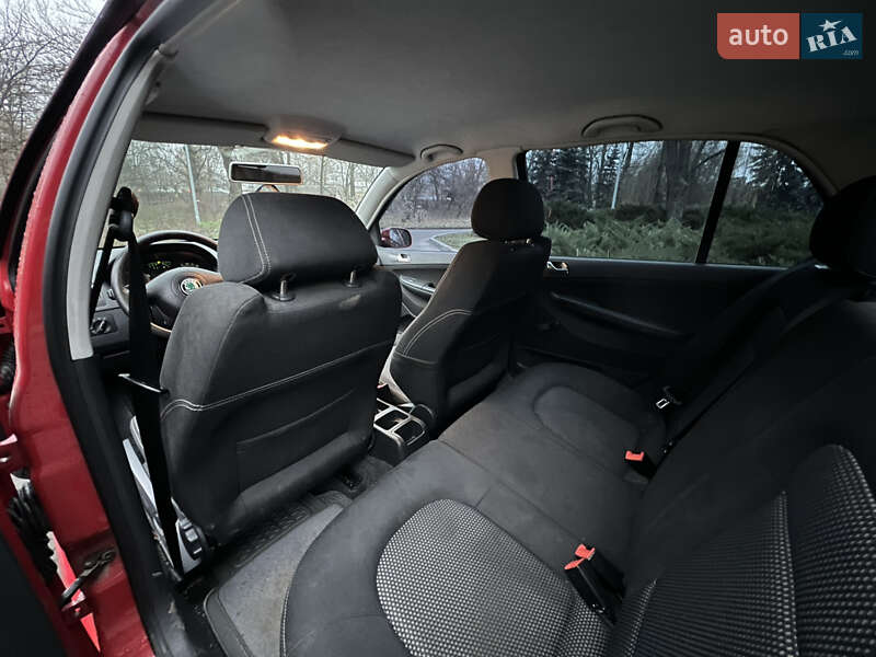 Хетчбек Skoda Fabia 2007 в Києві