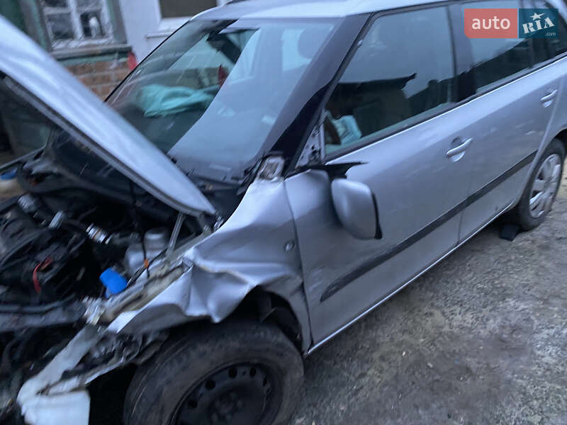 Универсал Skoda Fabia 2008 в Полтаве