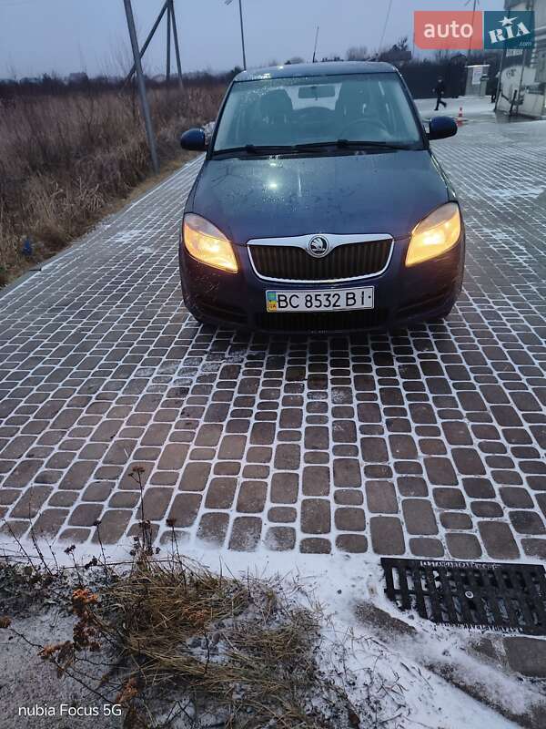 Хэтчбек Skoda Fabia 2007 в Львове