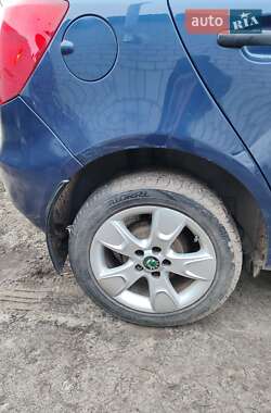 Хэтчбек Skoda Fabia 2008 в Харькове