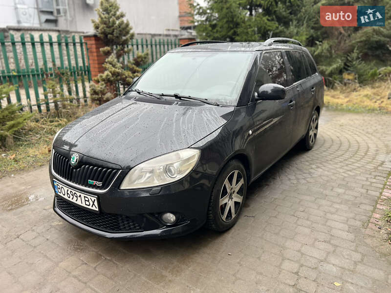 Skoda Fabia 2011 Skoda Fabia 2011