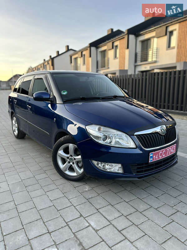 Універсал Skoda Fabia 2010 в Івано-Франківську
