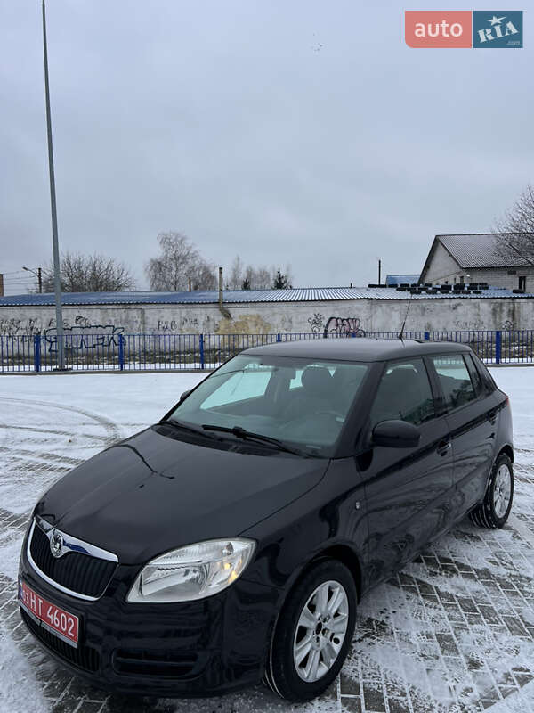 Універсал Skoda Fabia 2009 в Нововолинську