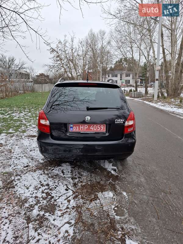 Універсал Skoda Fabia 2009 в Києві