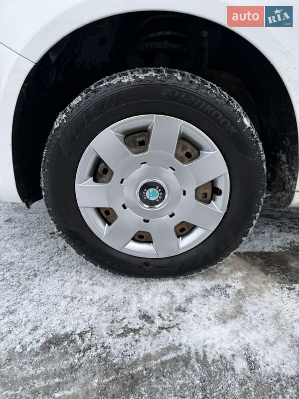 Хетчбек Skoda Fabia 2014 в Києві фото 7 Хетчбек Skoda Fabia 2014 в Києві