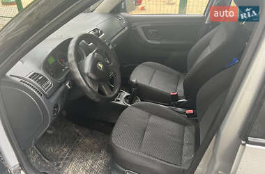 Хэтчбек Skoda Fabia 2013 в Луцке
