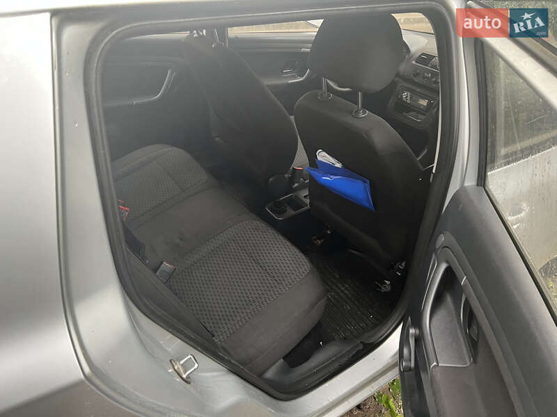 Хэтчбек Skoda Fabia 2013 в Луцке