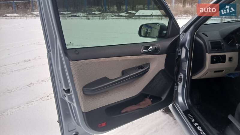 Універсал Skoda Fabia 2005 в Олександрівці фото 15 Універсал Skoda Fabia 2005 в Олександрівці