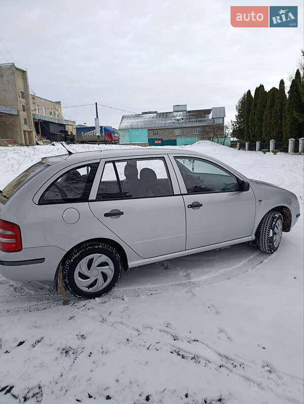 Универсал Skoda Fabia 2001 в Тернополе