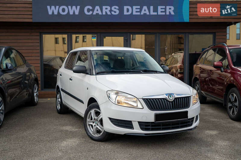 Хетчбек Skoda Fabia 2011 в Києві