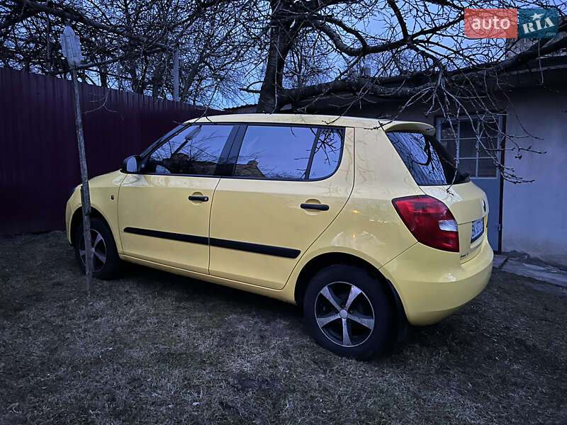 Хетчбек Skoda Fabia 2008 в Чорткові