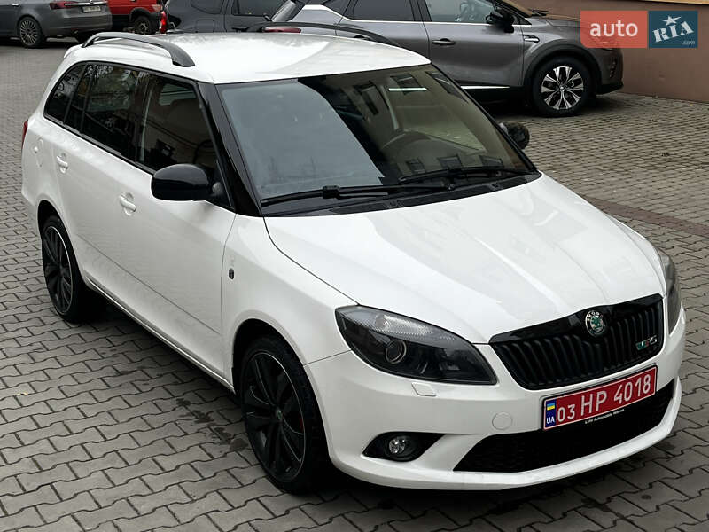 Універсал Skoda Fabia 2011 в Луцьку