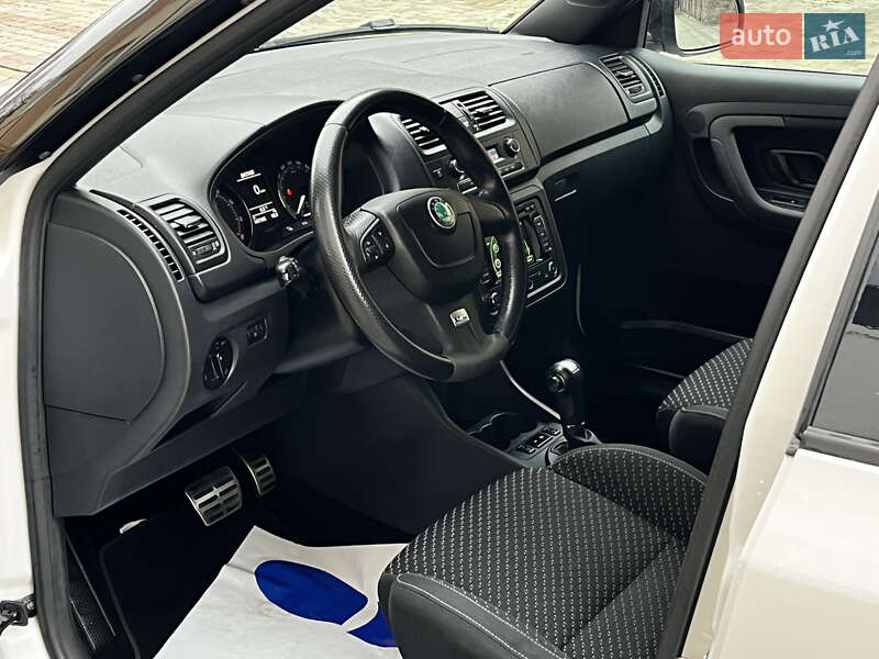 Універсал Skoda Fabia 2011 в Луцьку