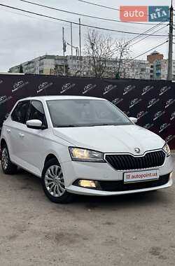Хэтчбек Skoda Fabia 2019 в Сумах