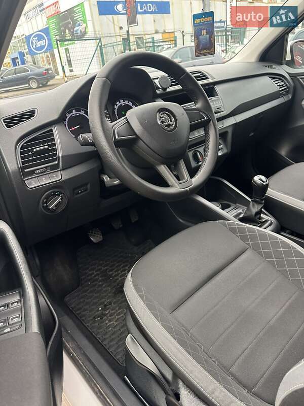 Хэтчбек Skoda Fabia 2019 в Сумах