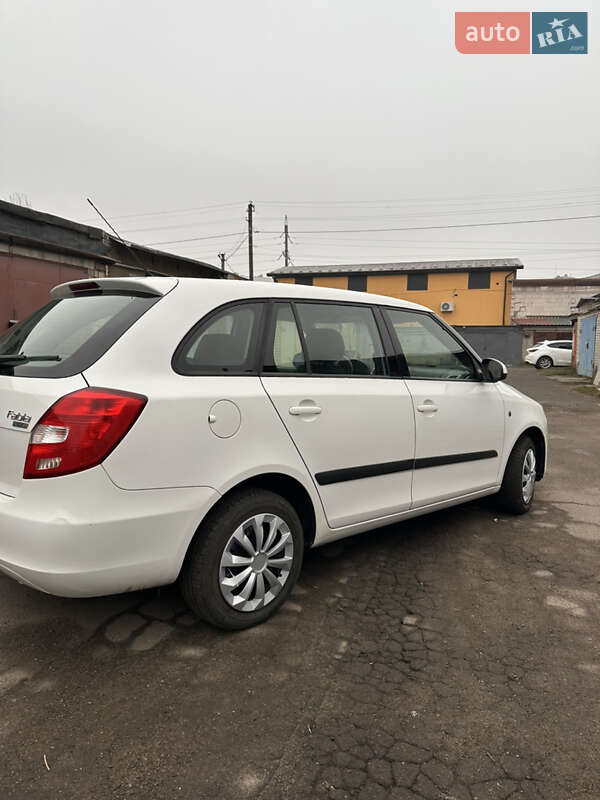 Универсал Skoda Fabia 2008 в Киеве