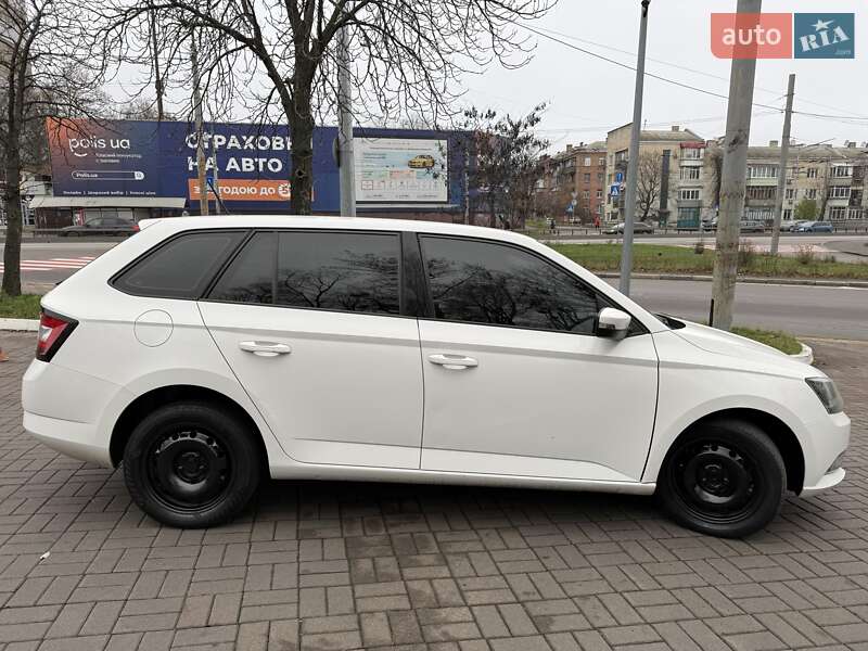 Универсал Skoda Fabia 2015 в Киеве