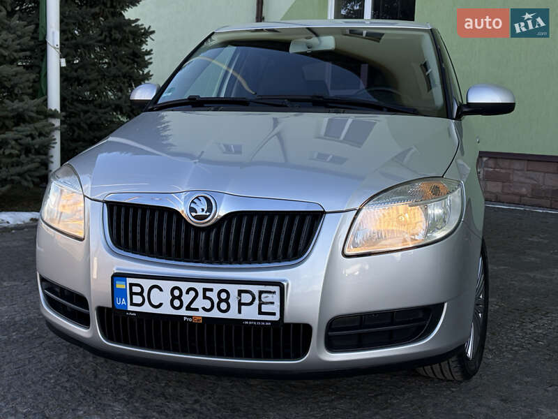 Хетчбек Skoda Fabia 2007 в Дрогобичі
