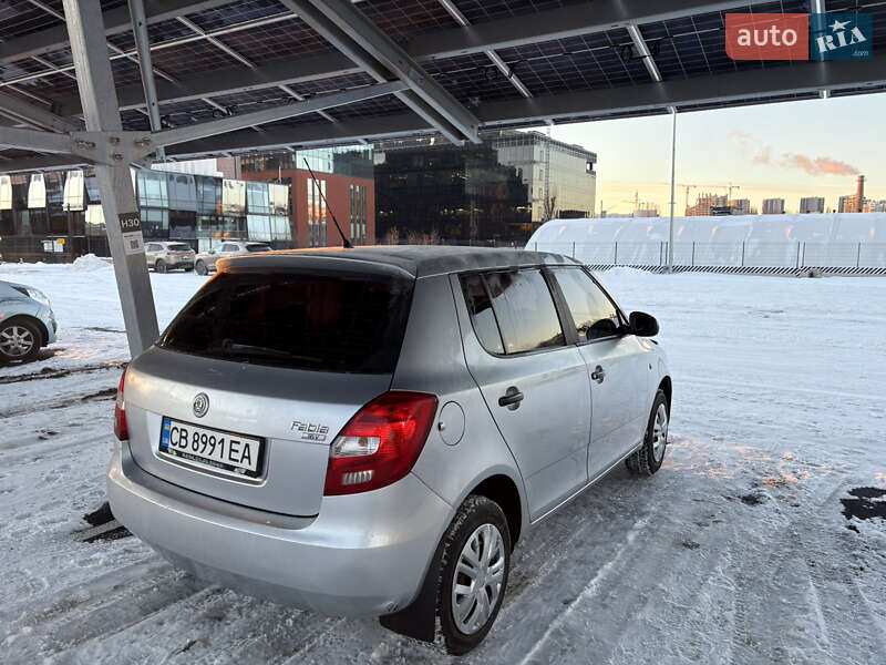 Хетчбек Skoda Fabia 2008 в Києві