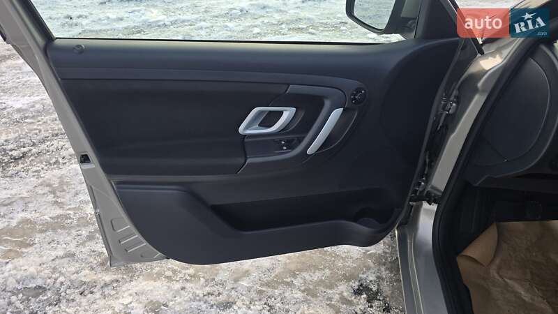 Універсал Skoda Fabia 2009 в Дніпрі