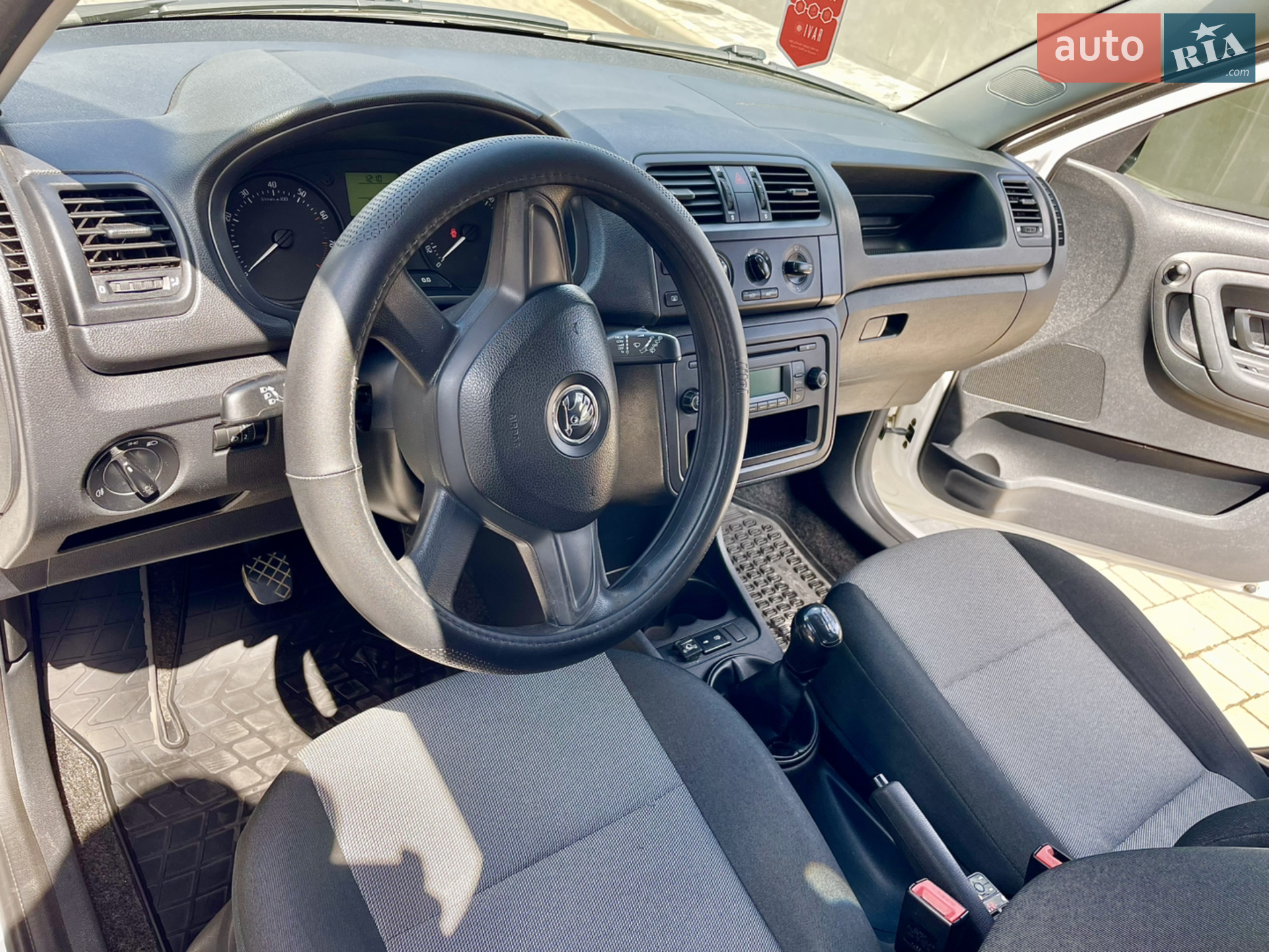 2013 Skoda Fabia - мініатюра 16