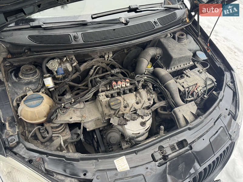 Хэтчбек Skoda Fabia 2009 в Львове фото 2 Хэтчбек Skoda Fabia 2009 в Львове