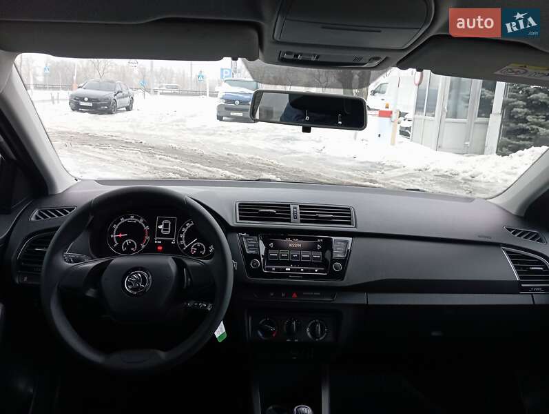 Универсал Skoda Fabia 2021 в Киеве