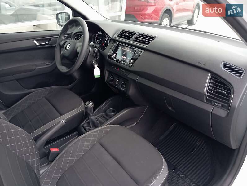 Универсал Skoda Fabia 2021 в Киеве