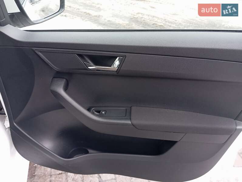 Универсал Skoda Fabia 2021 в Киеве