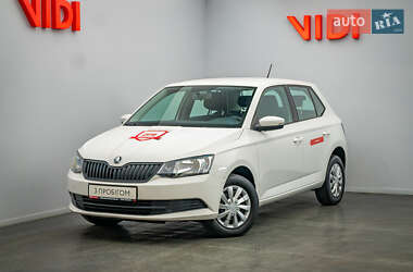 Хэтчбек Skoda Fabia 2018 в Киеве