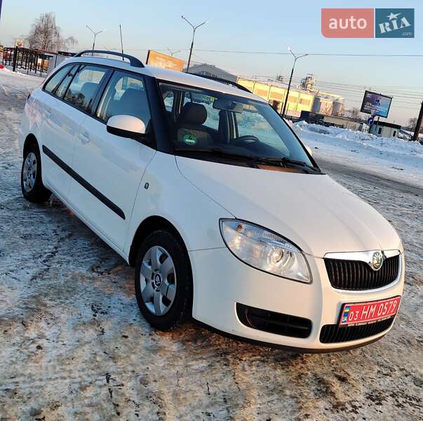 Skoda Fabia 2009 Skoda Fabia 2009