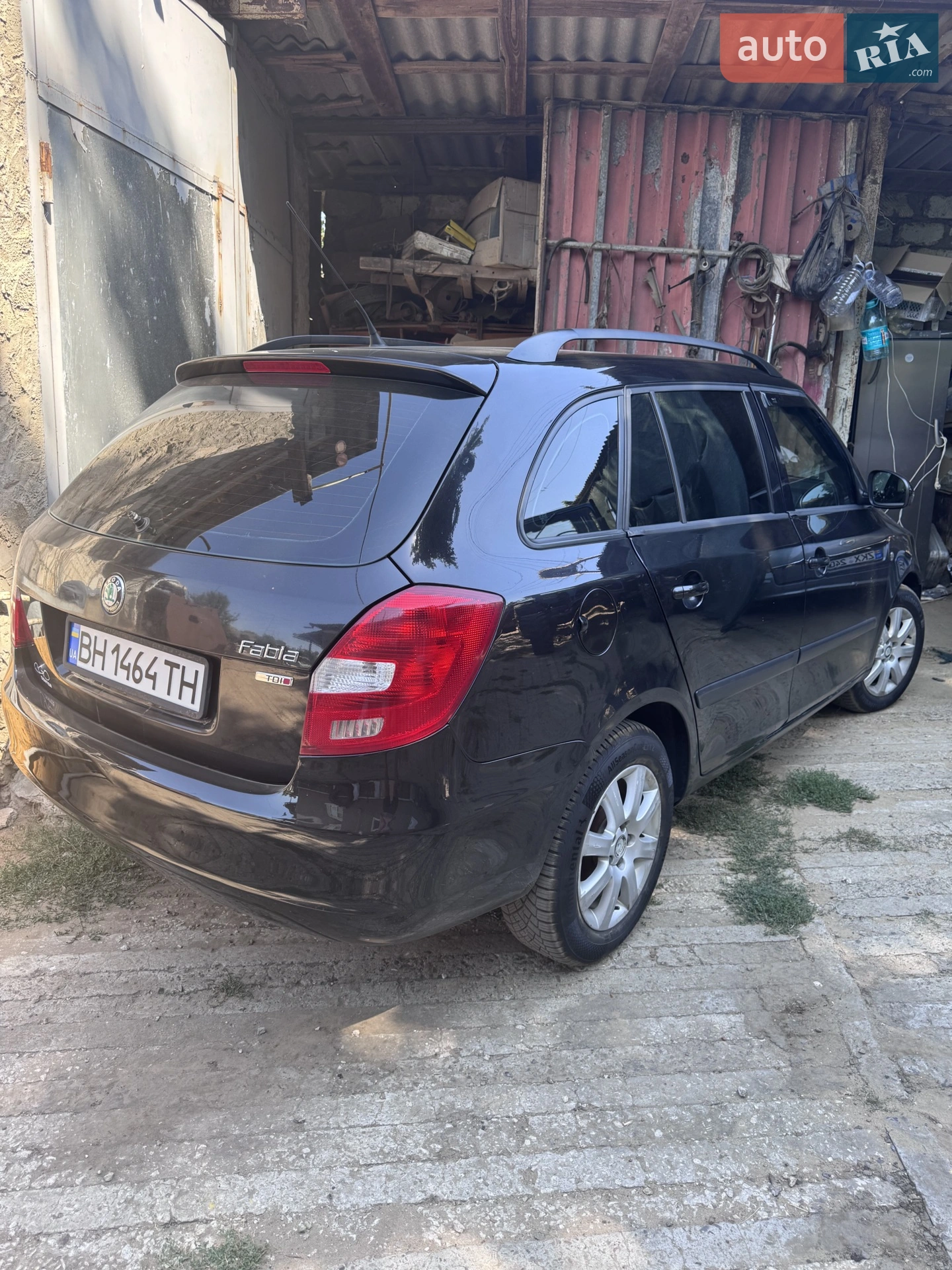 2011 Skoda Fabia - мініатюра 3