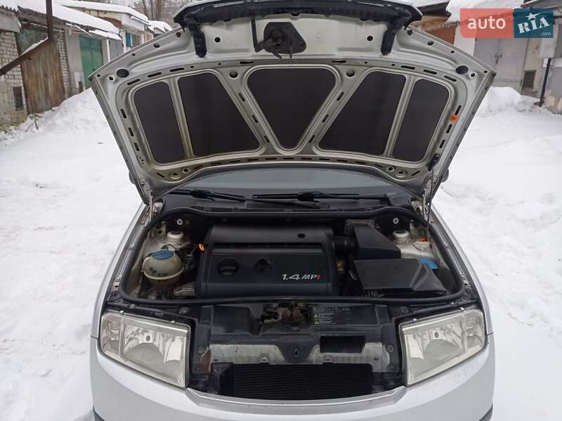 Универсал Skoda Fabia 2001 в Новом Роздоле