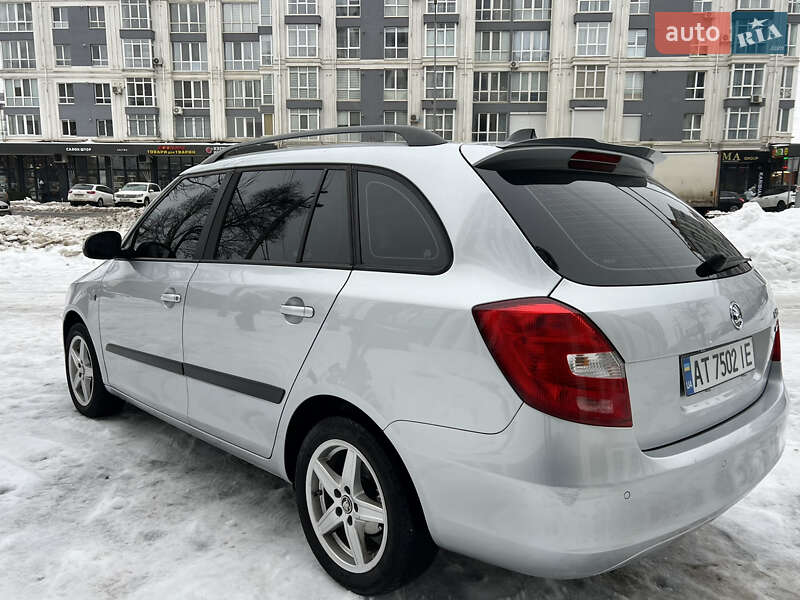 Универсал Skoda Fabia 2011 в Ивано-Франковске