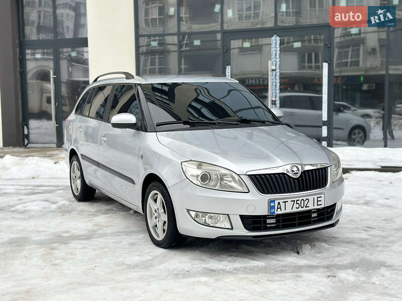 Универсал Skoda Fabia 2011 в Ивано-Франковске