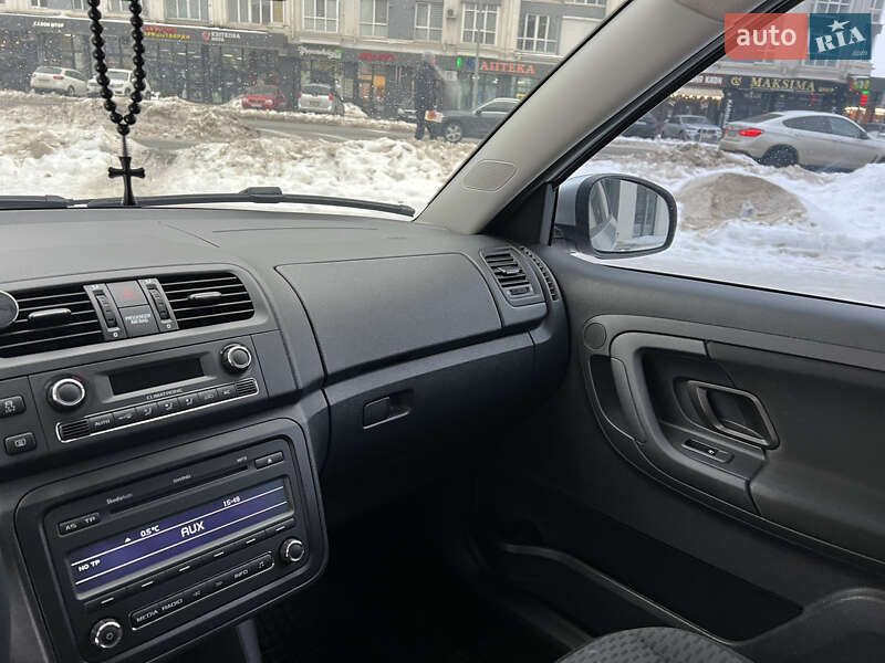 Универсал Skoda Fabia 2011 в Ивано-Франковске