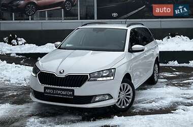 Универсал Skoda Fabia 2021 в Черновцах