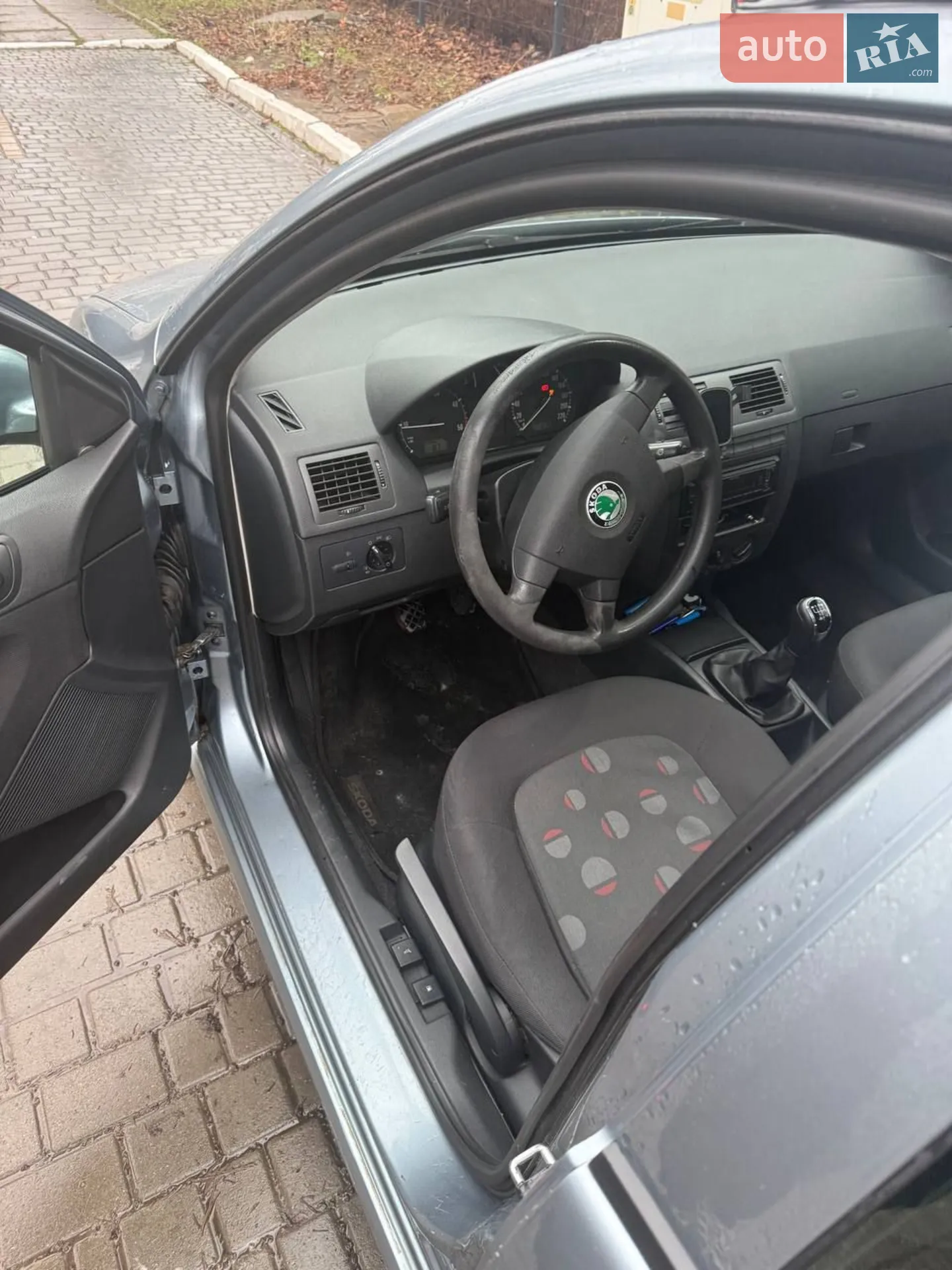Skoda Fabia 2003 VIN TMBJS26Y833803083 фото оголошення 10 з 16