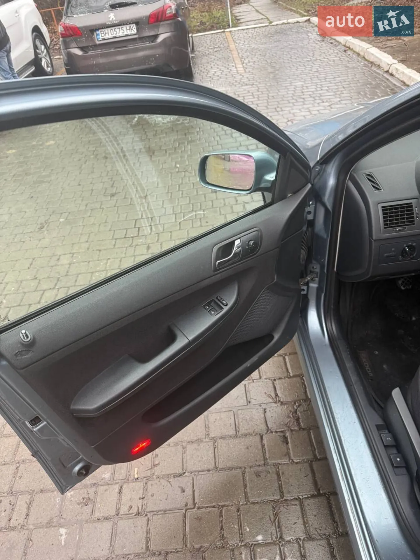 Skoda Fabia 2003 VIN TMBJS26Y833803083 фото оголошення 9 з 16