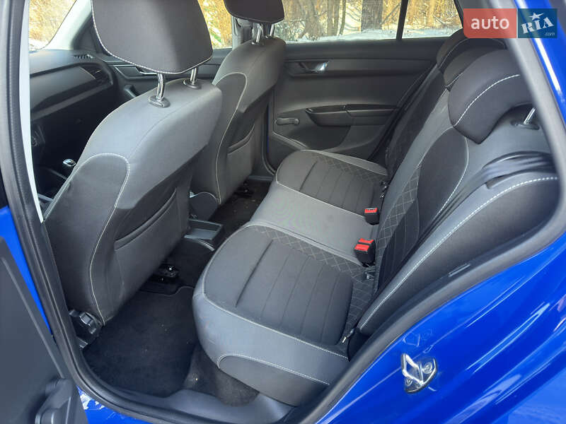 Универсал Skoda Fabia 2021 в Киеве