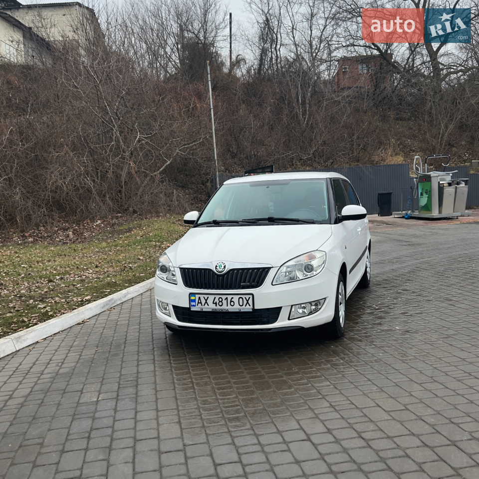 2012 Skoda Fabia - мініатюра 17