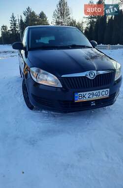 Хэтчбек Skoda Fabia 2012 в Сарнах