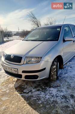 Хэтчбек Skoda Fabia 2006 в Ананьеве