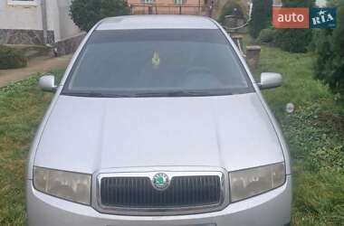 Седан Skoda Fabia 2004 в Чопе