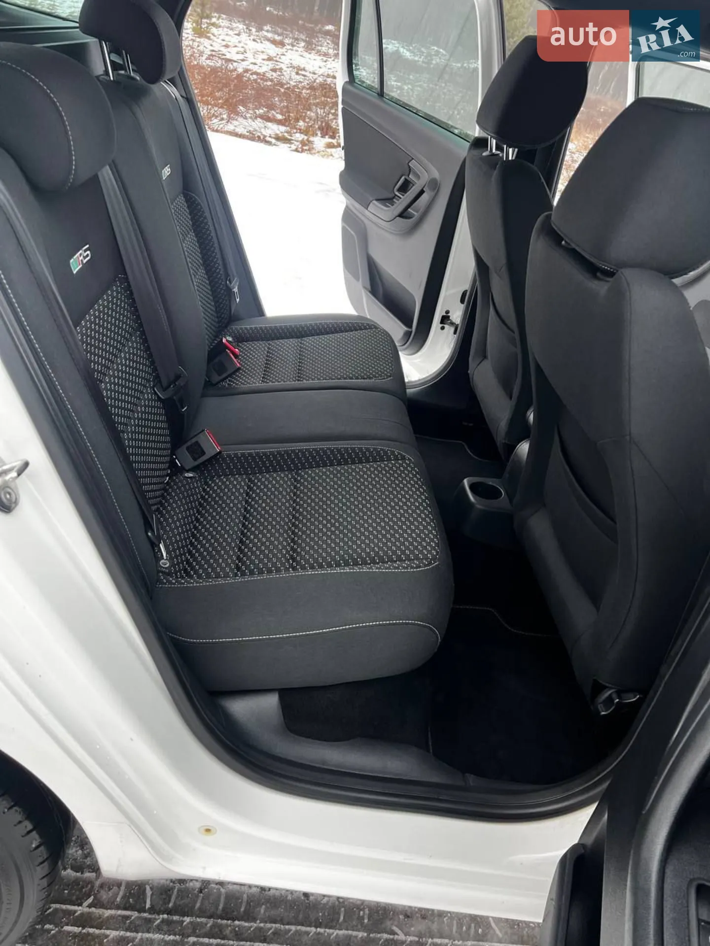 2011 Skoda Fabia - мініатюра 66