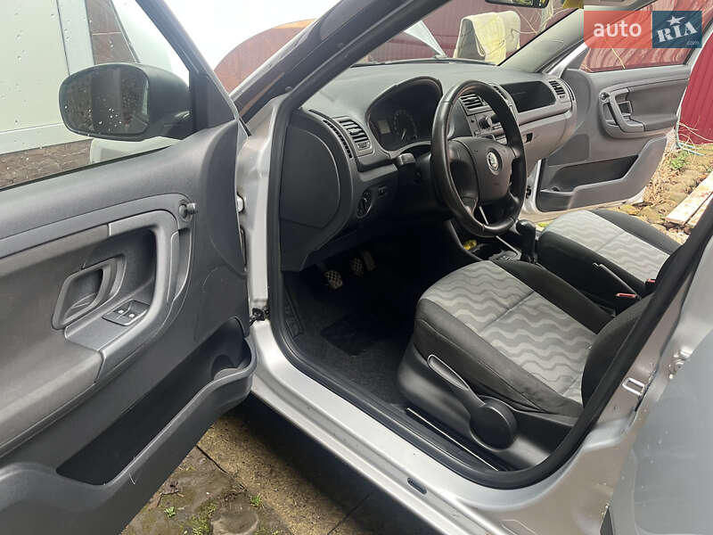 Хэтчбек Skoda Fabia 2008 в Хусте