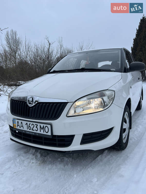 Хэтчбек Skoda Fabia 2013 в Ивано-Франковске фото 3 Хэтчбек Skoda Fabia 2013 в Ивано-Франковске