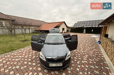 Хетчбек Skoda Fabia 2010 в Виноградові