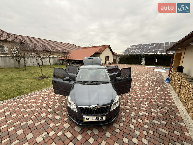 Skoda Fabia 2010 Skoda Fabia 2010